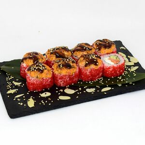 Запеченная креветка с угрем ролл