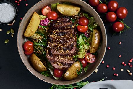 Стейк-салат с телятиной