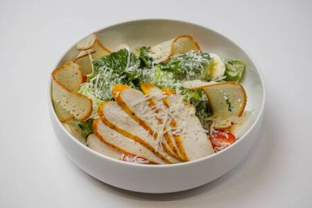 Цезарь с курицей