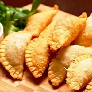 Чебурчики c ветчиной и сыром