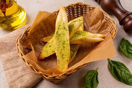 Чесночный багет