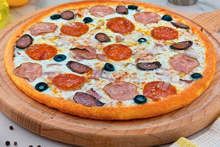 Пицца Солянка