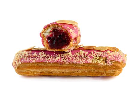 Эклер с малиной