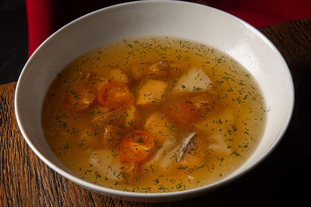 Рыбный суп с томатами