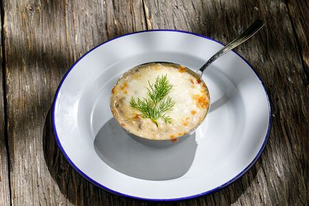 Жюльен с курицей и грибами