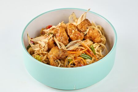 Бонито вок с куриным попкорном