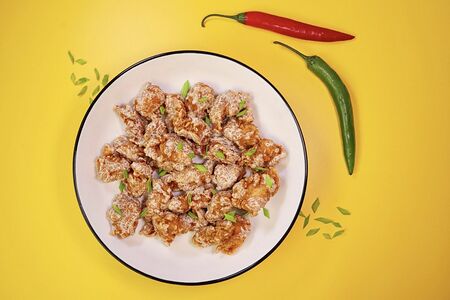 Чикен в сливочно-остром соусе