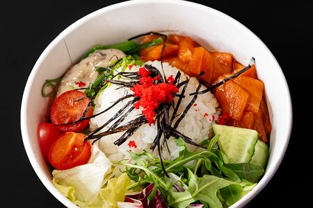 Поке с лососем