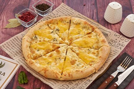 Пицца Четыре сыра