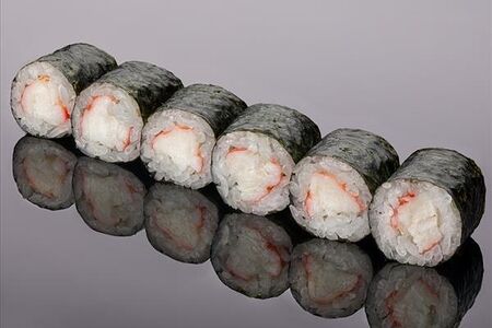 Ролл из камчатского краба