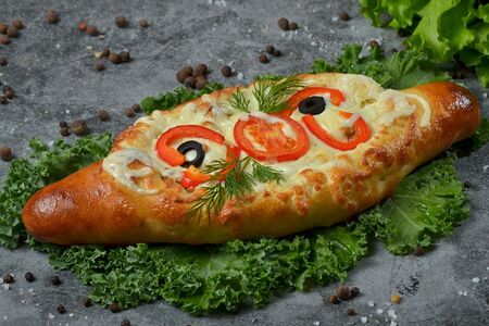 Хачапури по-аджарски с курицей 