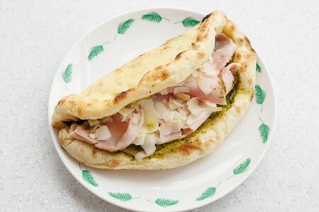 Панини Тамбовский окорок, песто, моцарелла