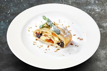 Яблочный штрудель