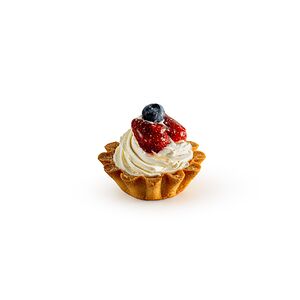 Корзинка со свежими ягодами