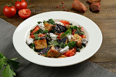 Салат с хрустящими баклажанами🌶️