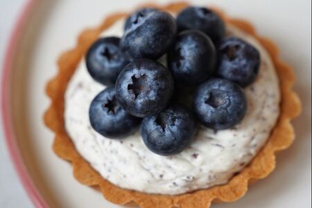 Тарт Пломбирный с голубикой