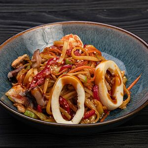 Удон с морепродуктами 