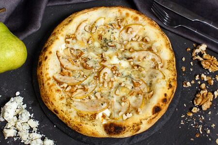 Пицца Груша с сыром