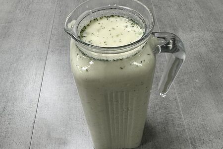 Айран с зеленью 