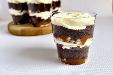 Трайфл Сникерс