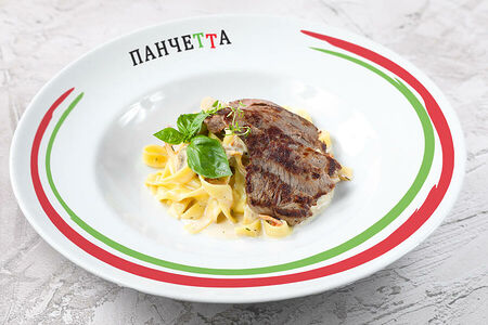 Феттучини Панчетта