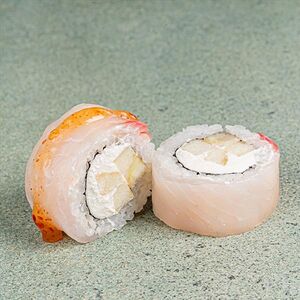 Ролл Морской окунь