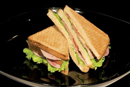 Сэндвич с копченой курицей