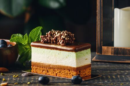 Птичье молоко фисташковое 