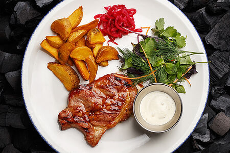 Свиная шея на гриле