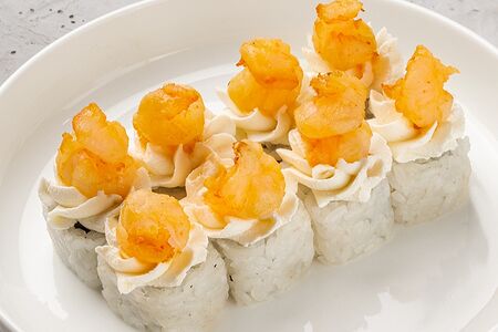 Ролл с жареной креветкой