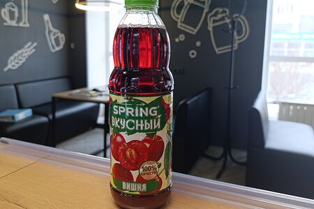 Spring Вишня