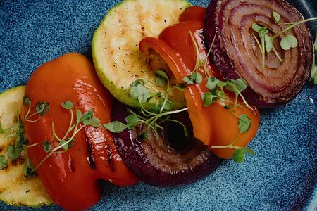 Перец, Цукини, Красный лук