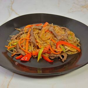 Фунчоза с мраморной говядиной