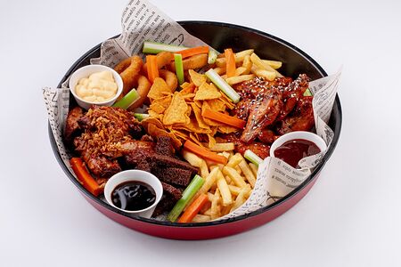 Большое плато закусок