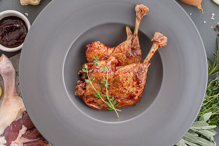 Утиная ножка в азиатском соусе су-вид