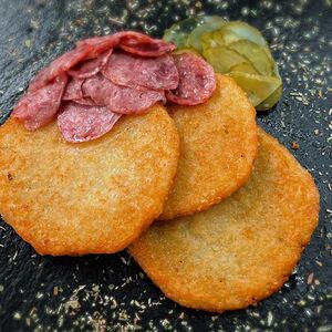 Драники с колбаской полукопченой