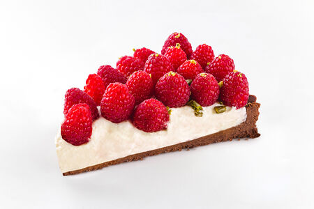 Малиновый шокотарт (порция)