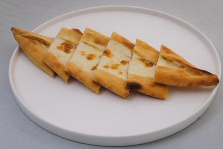 Пиде с сыром