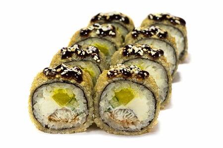 Жареный ролл с угрём