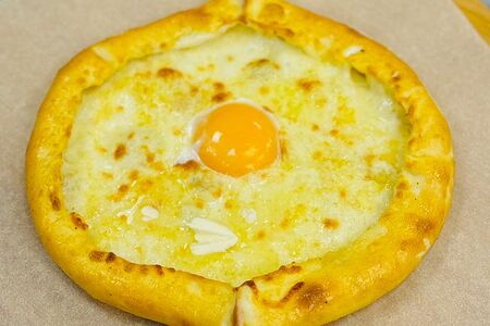 Хачапури по-аджарски
