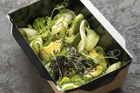 Зеленый салат из страны Натурадо