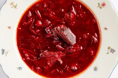 Борщ со смальцем и сметаной