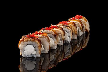 Ролл Филадельфия с угрем