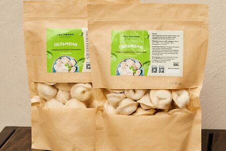 Пельмени с индейкой, базиликом и пармезаном