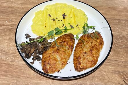 Куриные котлеты с пюре