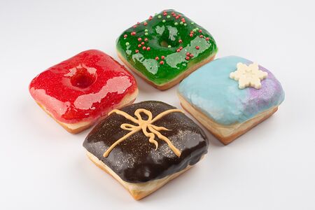 Набор из 4 пончиков Kuzina 