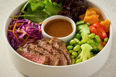 Боул с Мраморной Говядиной, Дрессинг Печенный Томат