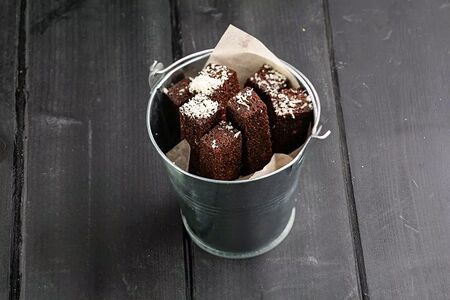 Гренки бородинские с пармезаном