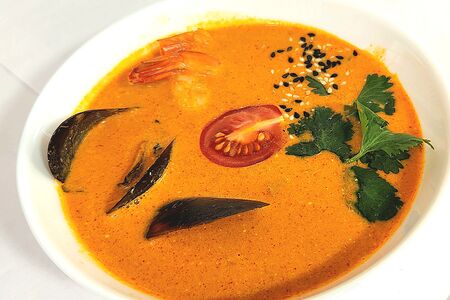 Том Ям с морепродуктами