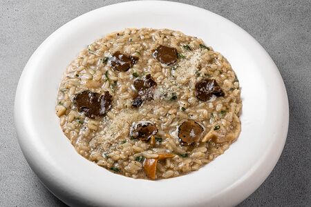 Ризотто с белыми грибами и карпаччо из трюфеля 